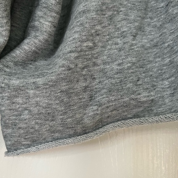 Levi’s Cropped Hoodie with Rhinestone sleeve detail - Picture 6 of 6